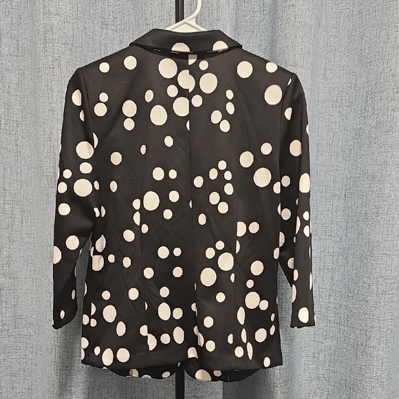 Lightweight NYCC Black and White Polka Dot Blazer With 3/4 Sleeves Size Medium - Picture 9 of 11